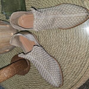 Very Volitile Veracruz Shoes 9 Gray Brown Woven Leather Slip On Ankle Boots Boho